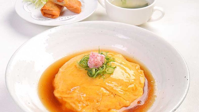 天津飯（春巻き・スープ付）